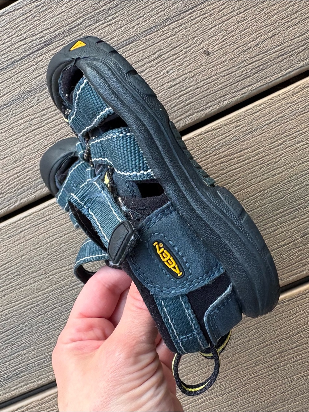Toddler Keen Sandals - Picture 2 of 4